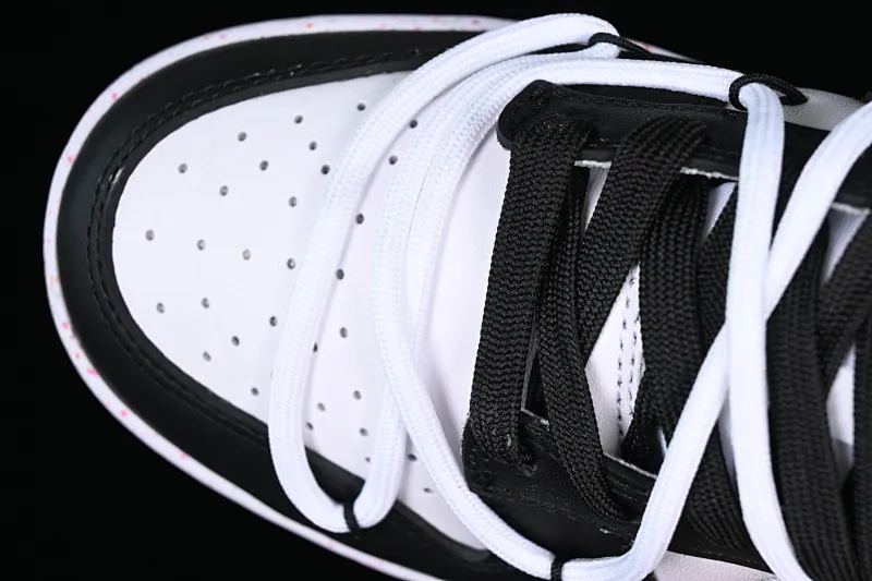 All Categories Nk SB Dunk Series Nk SB Dunk Low Low-top sneakers Gift box version Nk Dunk Low "Multi Color" Vibrant three hooks Customized version of deconstructed strap casual sneakers FD4623-131